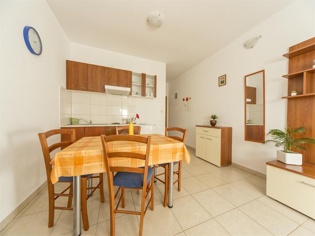 Apartments Katoro Relax Umago Exterior foto
