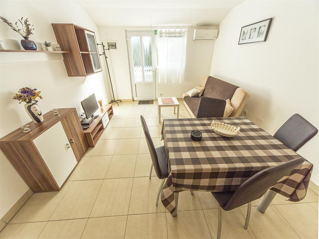 Apartments Katoro Relax Umago Exterior foto