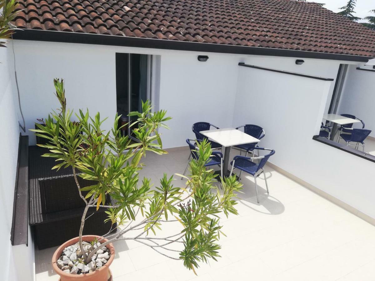 Apartments Katoro Relax Umago Exterior foto